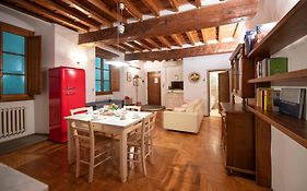 Terme Apartment By Mamo Florence